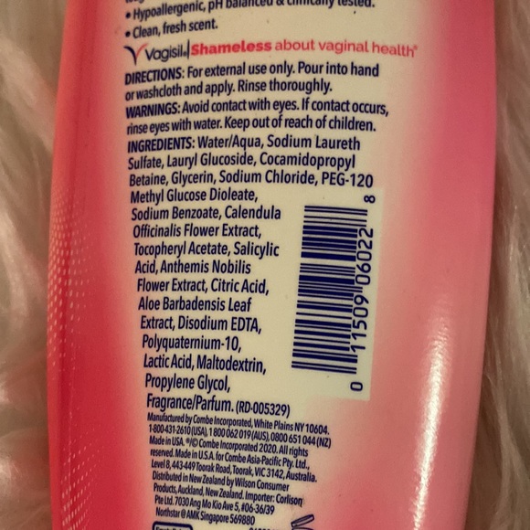 Vagisil  -  Intimate Wash - Picture 5 of 5